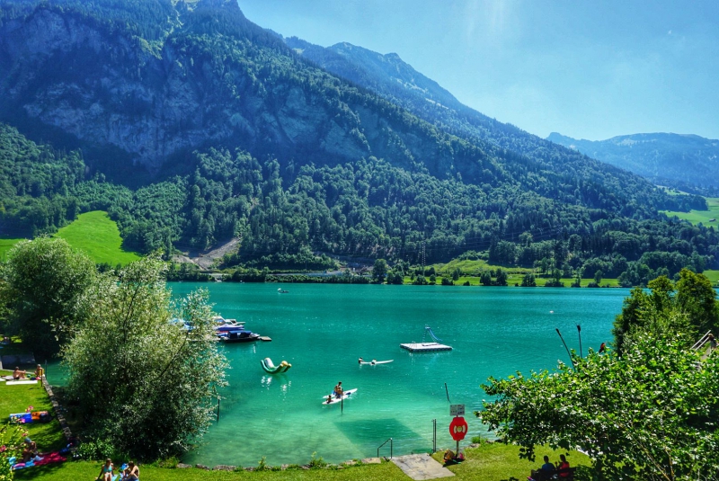  Lake  Lungern Switzerland  Ein Travel Girl